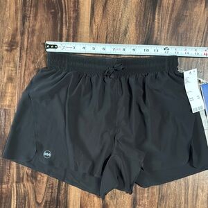Janji Black 3” Split Running Shorts - Small